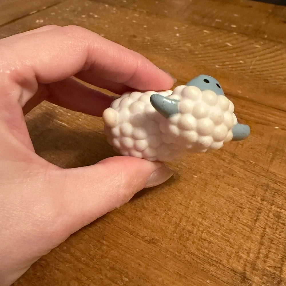 Fisher Price Little People sheep as is
